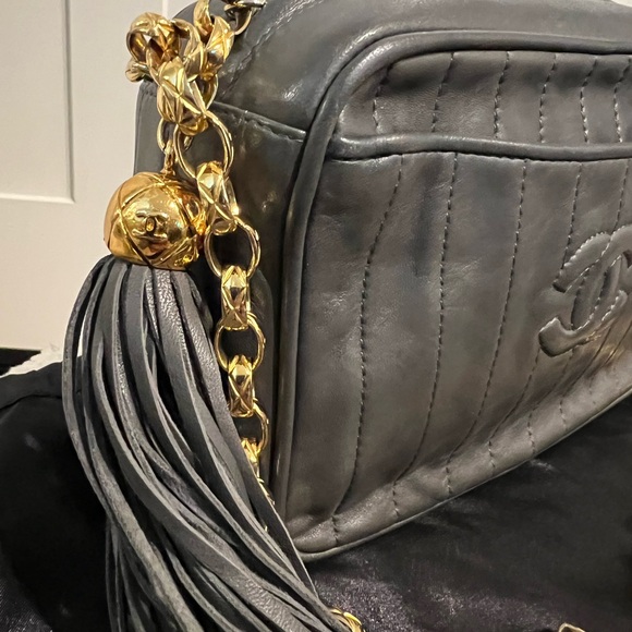 Vintage Chanel camera bag lambskin - Picture 3 of 12